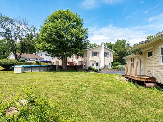 17 Dorett Drive, Wappingers Falls, NY 12590