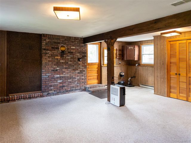 17 Dorett Drive, Wappingers Falls, NY 12590