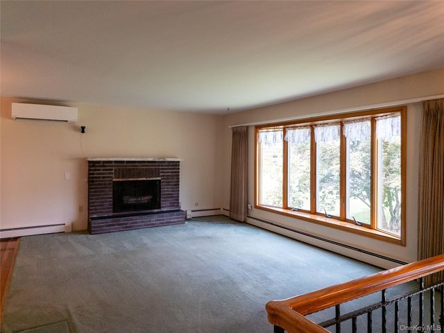 17 Dorett Drive, Wappingers Falls, NY 12590