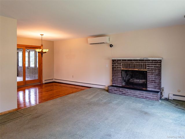 17 Dorett Drive, Wappingers Falls, NY 12590