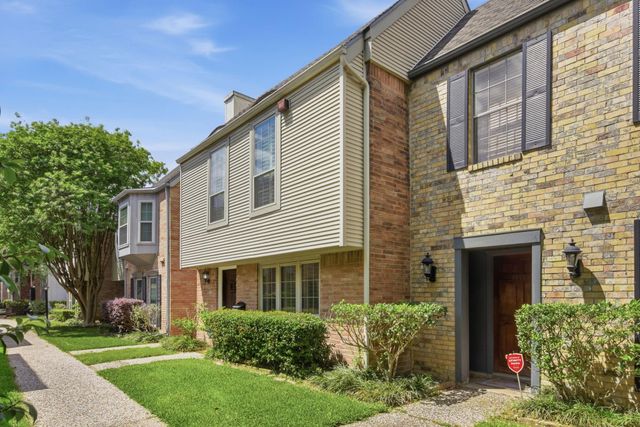 13132 Trail Hollow Drive 3132, Houston, TX 77079