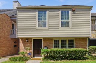 13132 Trail Hollow Drive 3132, Houston, TX 77079