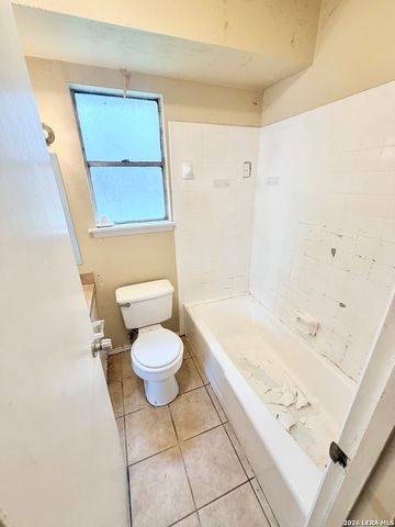 11922 ALAMO BLANCO ST, San Antonio, TX 78233