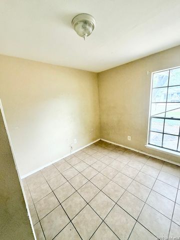 11922 ALAMO BLANCO ST, San Antonio, TX 78233