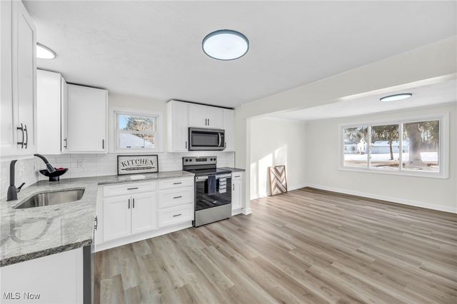 2815 Byron Drive, North Canton, OH 44720