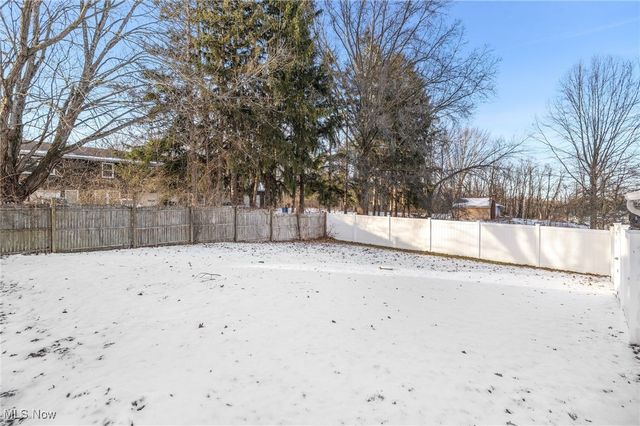 2815 Byron Drive, North Canton, OH 44720