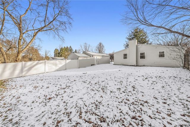 2815 Byron Drive, North Canton, OH 44720