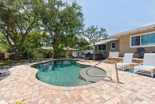 14728 BAY DRIVE, Largo, FL 33774