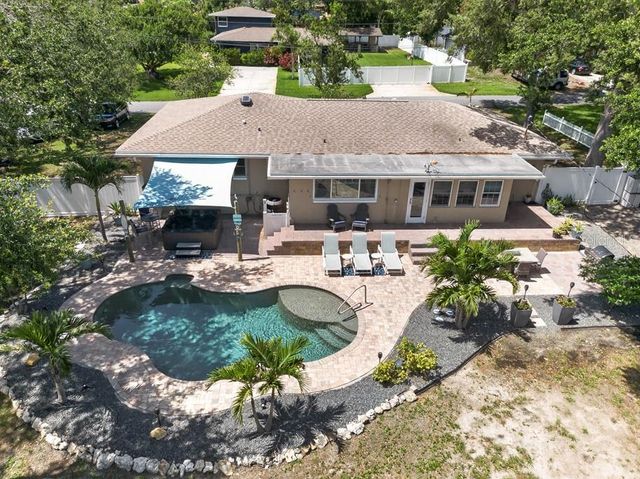 14728 BAY DRIVE, Largo, FL 33774