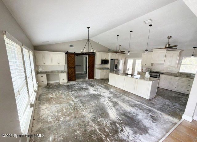 2860 Raintree Lake Circle, Merritt Island, FL 32953