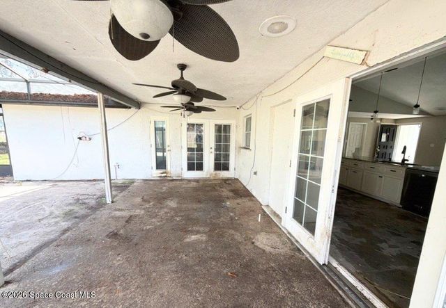 2860 Raintree Lake Circle, Merritt Island, FL 32953