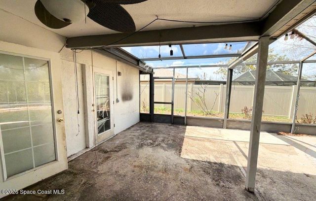 2860 Raintree Lake Circle, Merritt Island, FL 32953