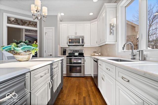 7631 Torbay Circle, Indianapolis, IN 46254