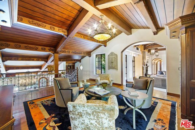 1274 N Clark Street, West Hollywood, CA 90069