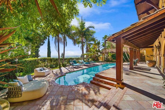 1274 N Clark Street, West Hollywood, CA 90069
