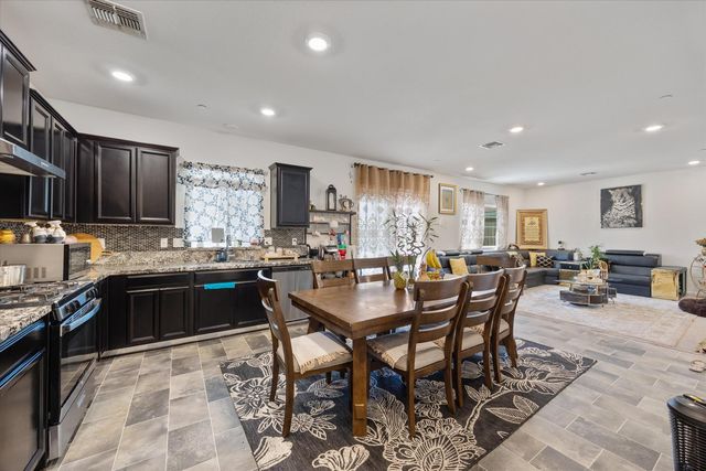 1081 stargate Dr, Roseville, CA 95747
