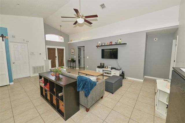 2486 ISLAND CLUB WAY, Orlando, FL 32822