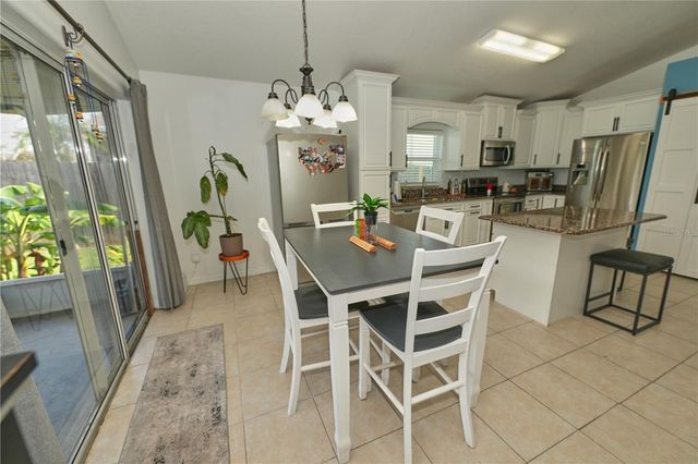 2486 ISLAND CLUB WAY, Orlando, FL 32822