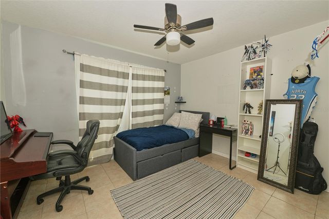 2486 ISLAND CLUB WAY, Orlando, FL 32822