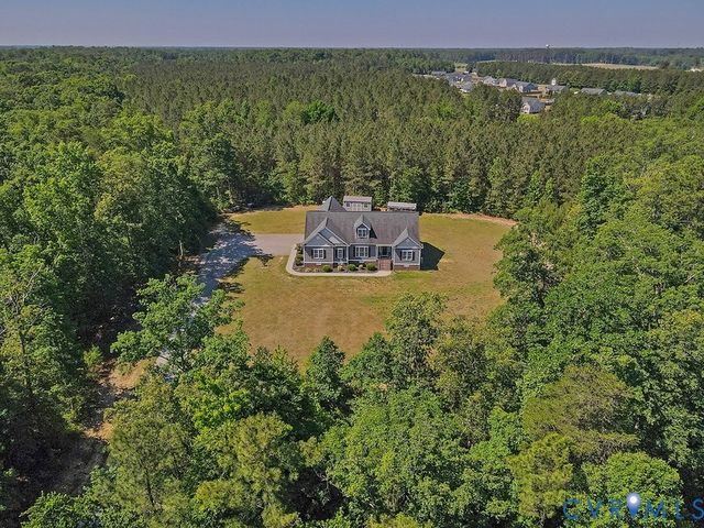 9425 Marie Rd, New Kent, VA 23124