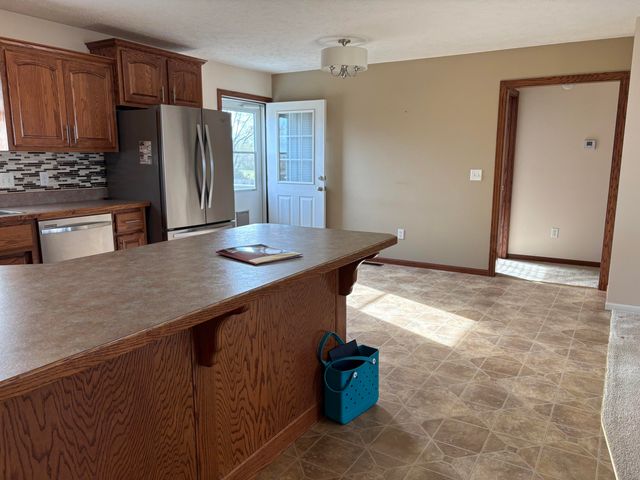 4826 S 129 Road, Bolivar, MO 65613