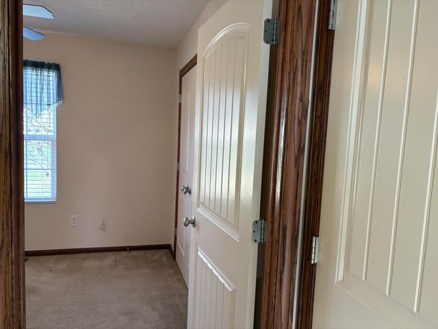 4826 S 129 Road, Bolivar, MO 65613