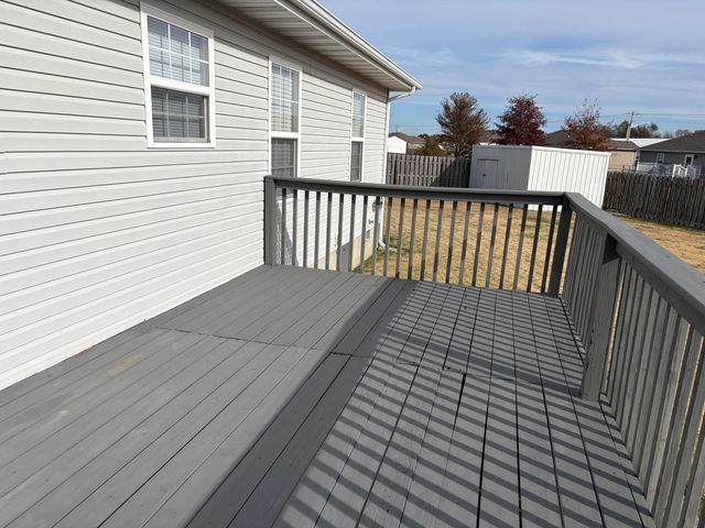 4826 S 129 Road, Bolivar, MO 65613