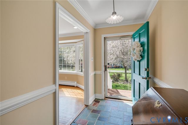 7710 Brentford Dr, Midlothian, VA 23225