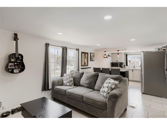 1110 Maclean St, Dacono, CO 80514