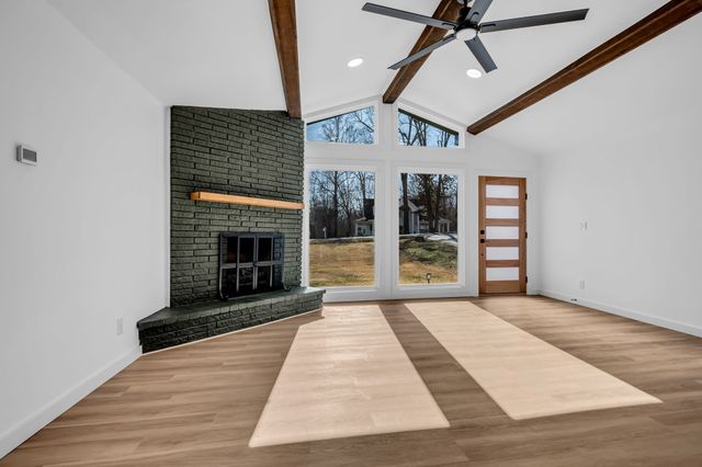 1033 Pine Valley Rd, Kingston Springs, TN 37082