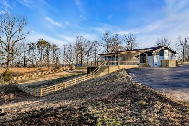 1033 Pine Valley Rd, Kingston Springs, TN 37082