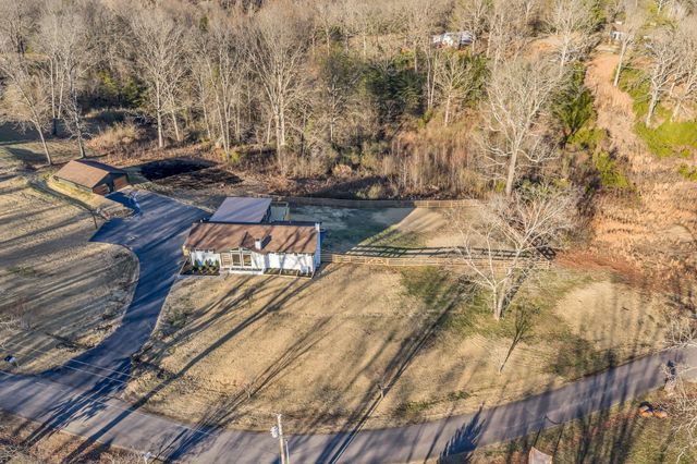 1033 Pine Valley Rd, Kingston Springs, TN 37082