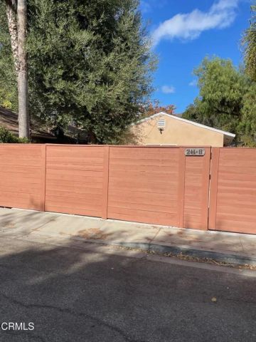 211 Fox Street, Ojai, CA 93023