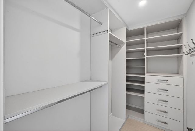 612 Bayshore Drive 702, Fort Lauderdale, FL 33304