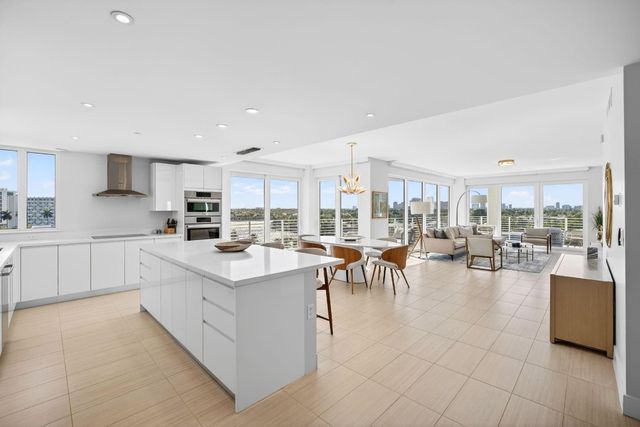 612 Bayshore Drive 702, Fort Lauderdale, FL 33304