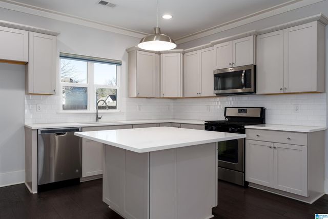 5066 PARK PASS, Trussville, AL 35173