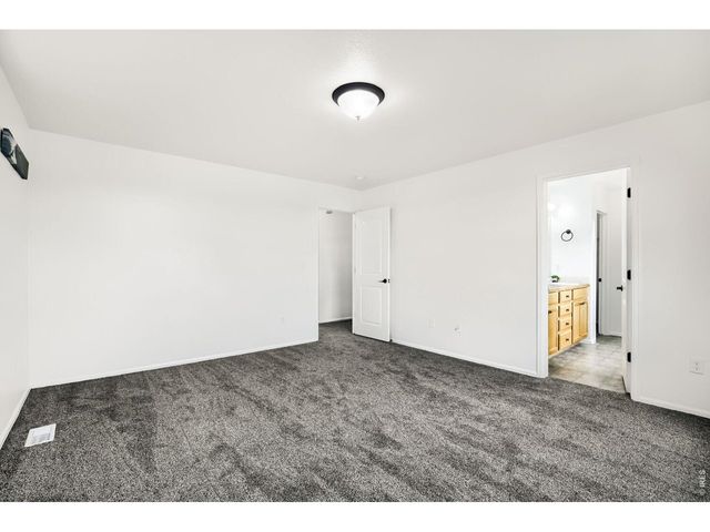 2402 Thoreau Dr, Fort Collins, CO 80524
