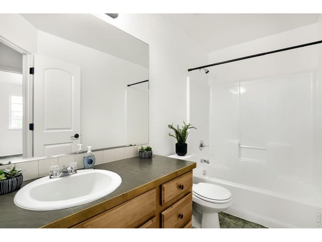 2402 Thoreau Dr, Fort Collins, CO 80524