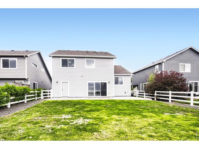 2402 Thoreau Dr, Fort Collins, CO 80524