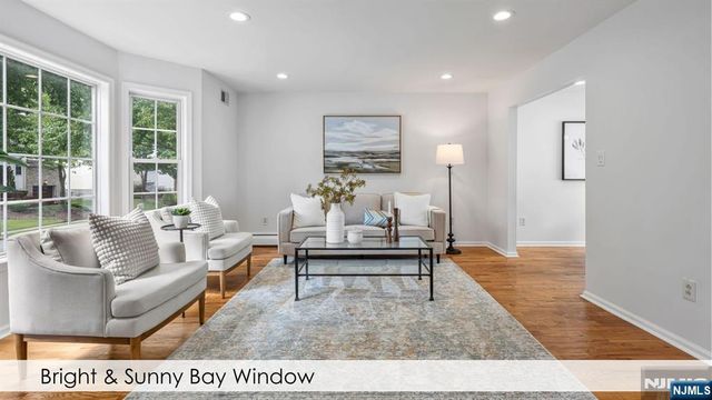 758 Manchester Way, Paramus, NJ 07652