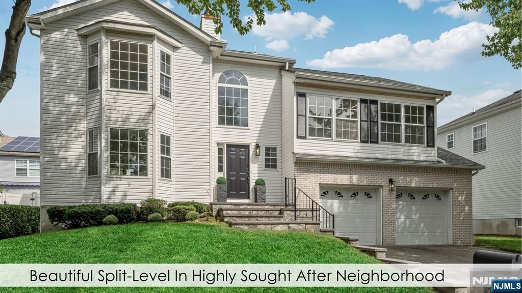 758 Manchester Way, Paramus, NJ 07652