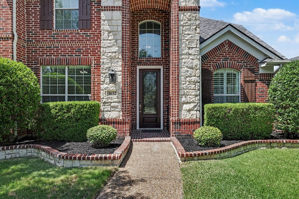 1632 Sandstone Drive, Frisco, TX 75034
