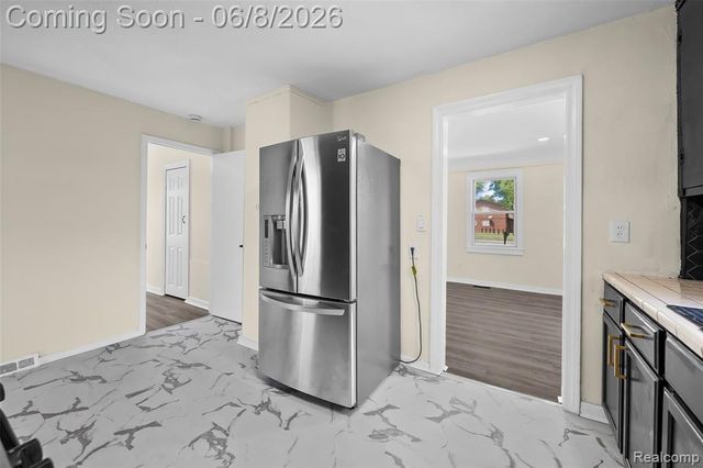 28075 Annapolis Road, Westland, MI 48186