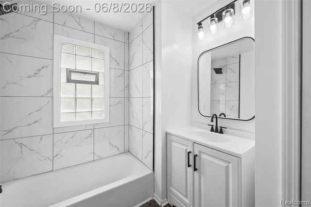 28075 Annapolis Road, Westland, MI 48186