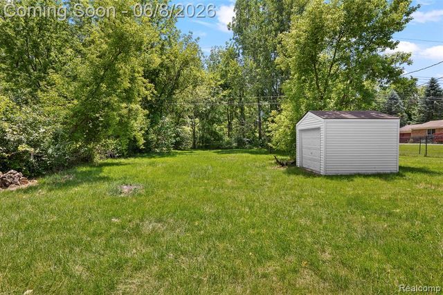 28075 Annapolis Road, Westland, MI 48186
