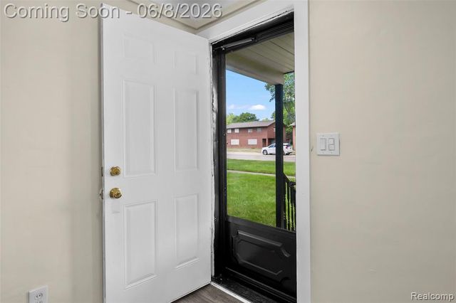 28075 Annapolis Road, Westland, MI 48186