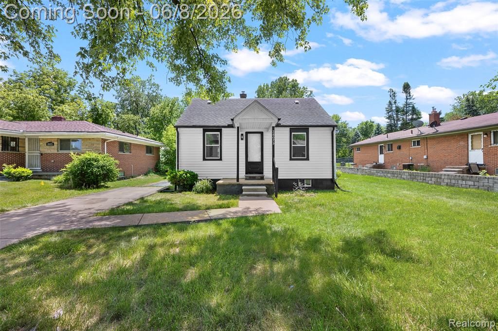 28075 Annapolis Road, Westland, MI 48186