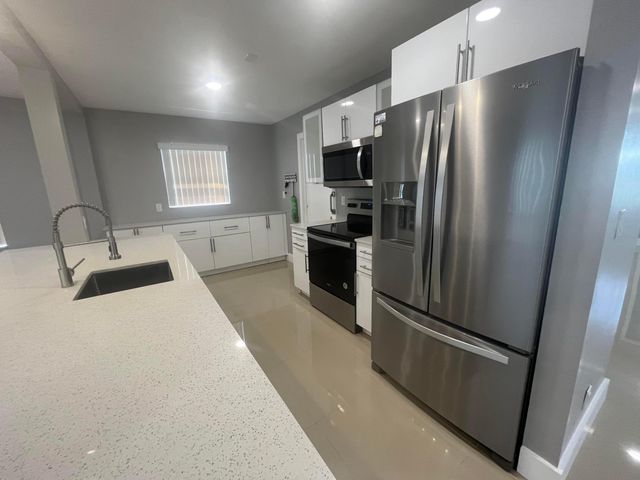 2396 SW 13th Avenue, Boynton Beach, FL 33426