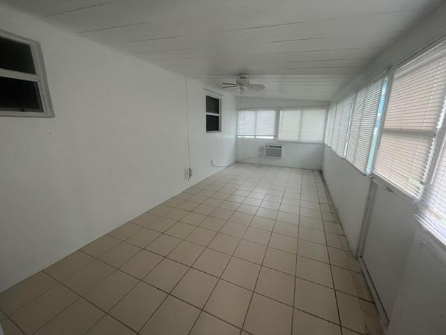 2396 SW 13th Avenue, Boynton Beach, FL 33426