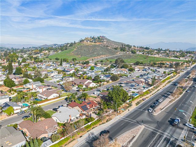 7820 Maria, Jurupa Valley, CA 92509